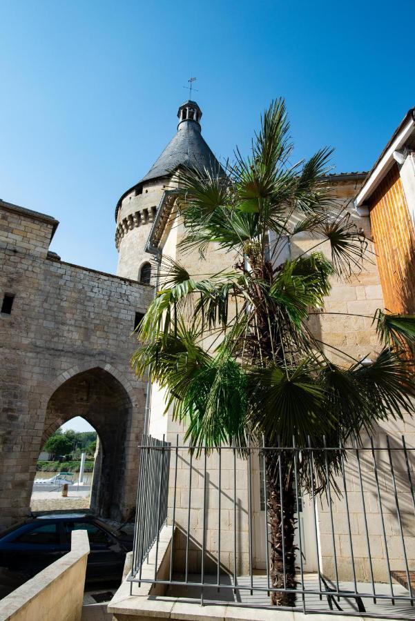 Logis Hotel De La Tour ליבורן מראה חיצוני תמונה