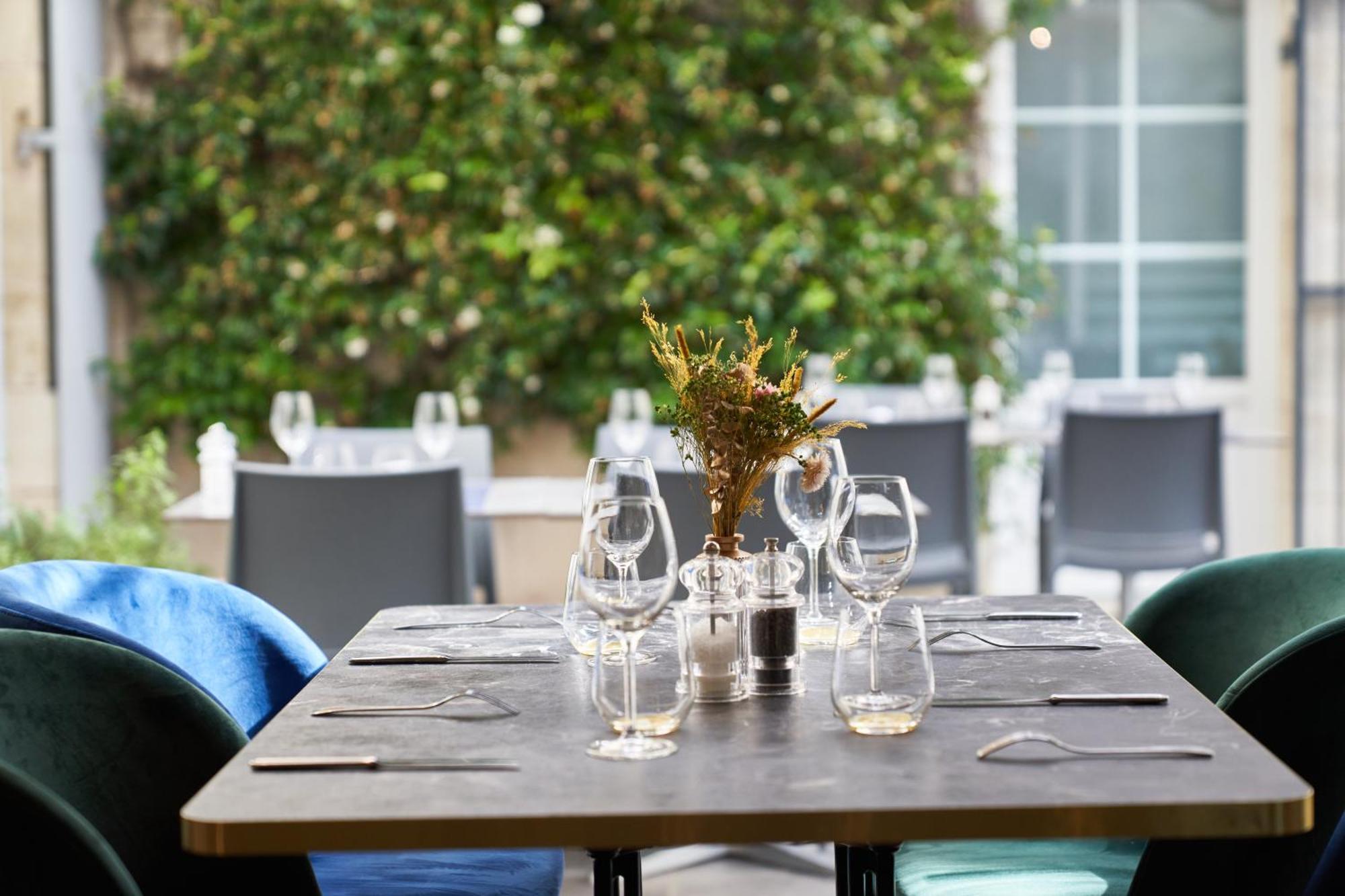 Logis Hotel De La Tour ליבורן מראה חיצוני תמונה